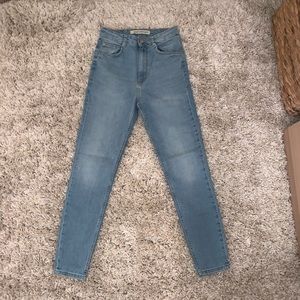 Zara Jeans